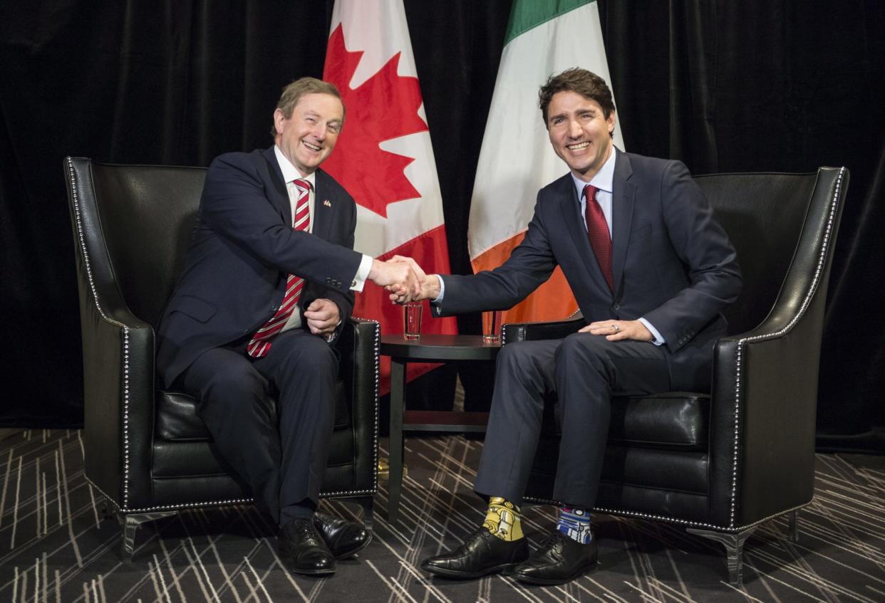 Sind das die Socken, die wir gesucht haben? (Bild: Paul Chiasson/The Canadian Press via AP Photo)