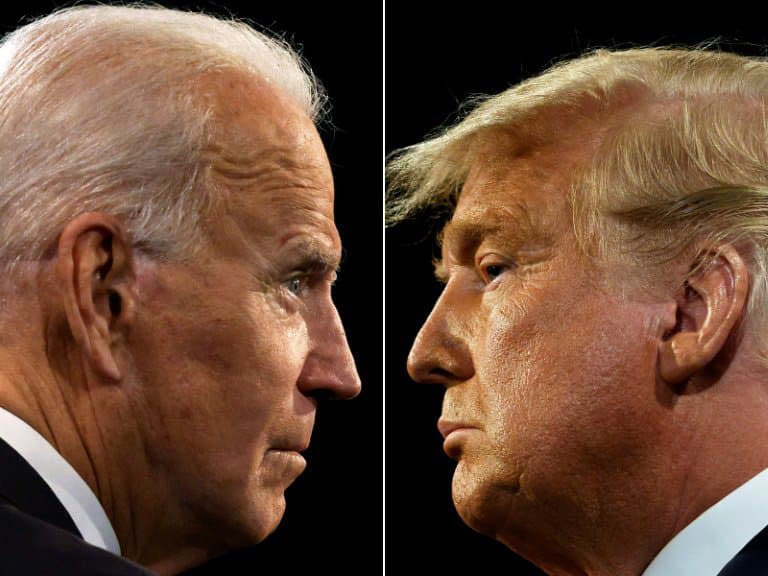 Joe Biden et Donald Trump, durant leur dernier débat de la campagne pour la présidentielle américaine à Nashville, dans le Tennessee, le 22 octobre 2020 - JIM BOURG © 2019 AFP