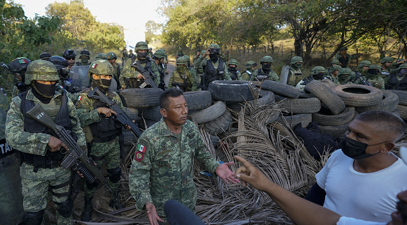 墨西哥軍方長久以來致力於打擊毒梟。   圖 : 達志影像/美聯社