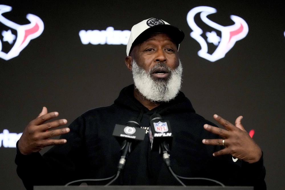 Texans fire head coach Lovie Smith after just one season