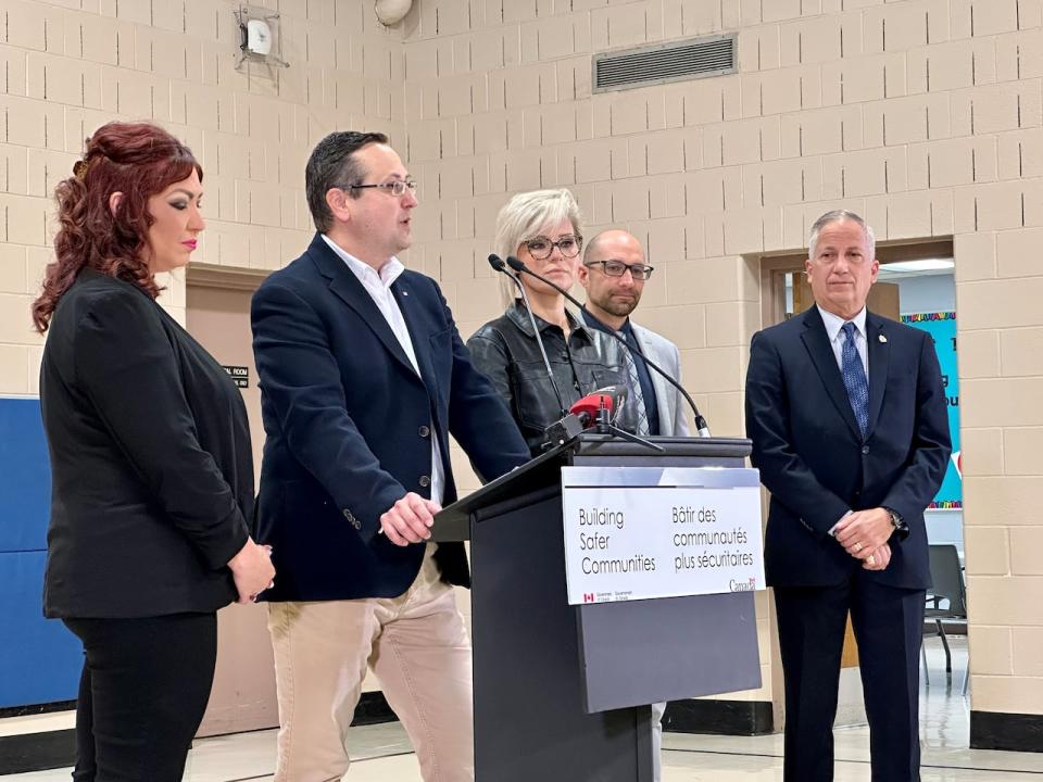 From left: Stacey Yannacopoulos of New Beginnings, Windsor-Tecumseh MP Irek Kusmierczyk, Joanna Crawford of Youth Diversion, City of Windsor human and health services commissioner Andrew Daher, and Ward 7 coun. Angelo Marignani announce federal funding to prevent gun crime and gang violence in Windsor. Photographed Nov. 16, 2023.