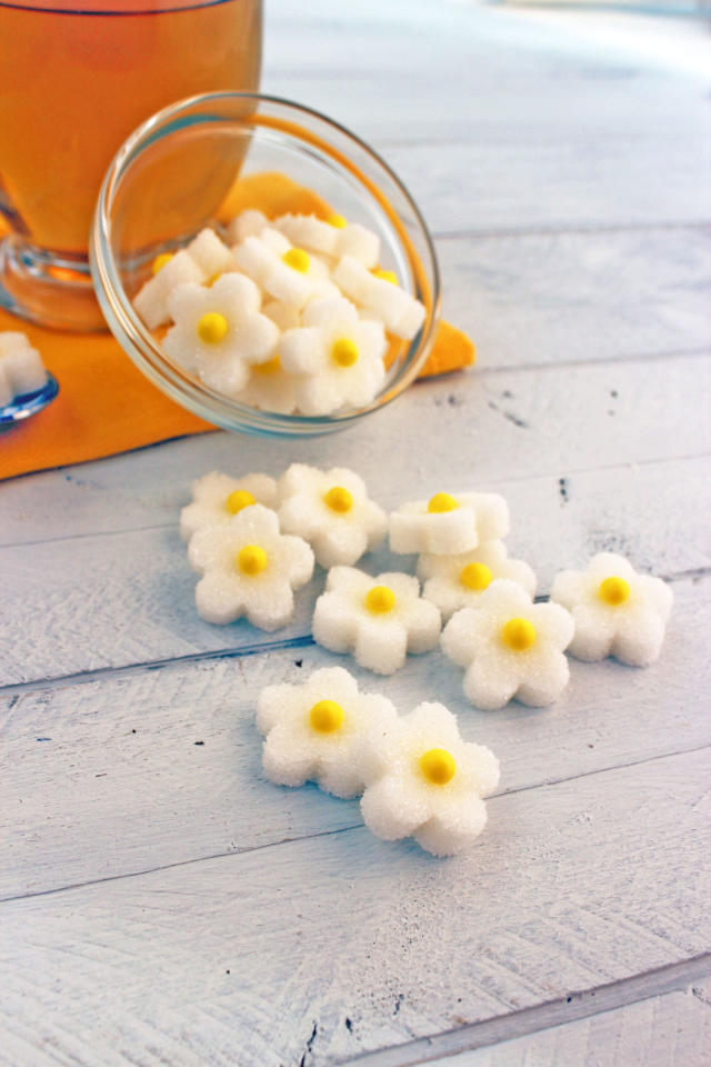 20 Ways to Make Your Food Look Like Flowers - Flower-Shaped Foods