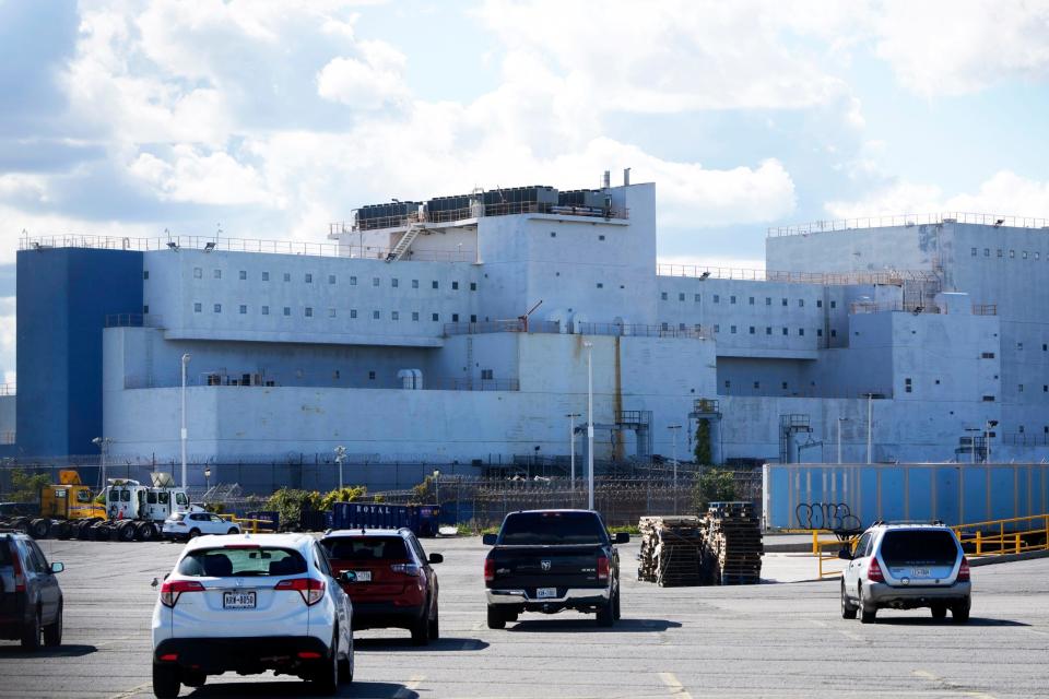Das Vernon C. Bain Correctional Center war ursprünglich als Lösung für die Überbelegung von Rikers Island gedacht. - Copyright: AP Photo/Seth Wenig