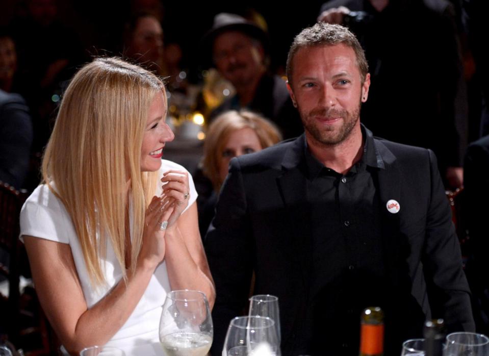 PHOTO: Gwyneth Paltrow and Chris Martin attend the 3rd annual Sean Penn & Friends HELP HAITI HOME Gala benefiting J/P HRO presented by Giorgio Armani at Montage Beverly Hills on January 11, 2014 in Beverly Hills, California. (Kevin Mazur/Getty Images)