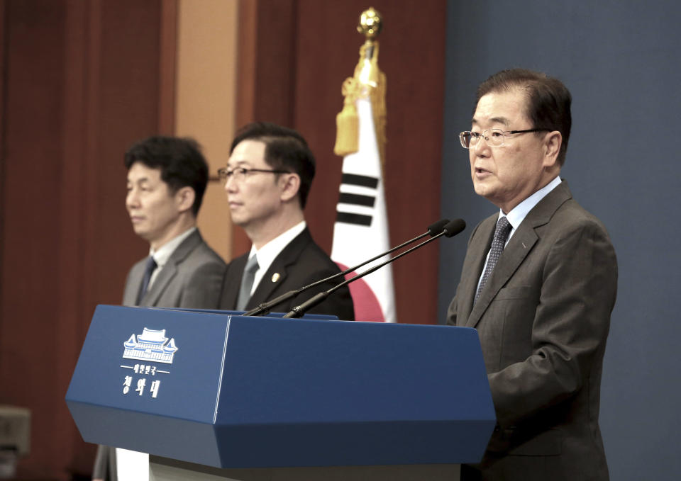 <p> South Korean National Security Director Chung Eui-yong, right, speaks during a press conference at the presidential Blue House in Seoul, Thursday, Sept. 6, 2018. North Korean leader Kim Jong Un reaffirmed his commitment to a nuclear-free Korean Peninsula amid a growing standoff with the United States, his state-controlled media reported Thursday after a South Korean delegation met him to set up an inter-Korean summit. (AP Photo/Ahn Young-joon) </p>