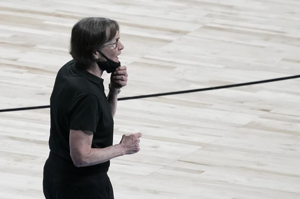 Stanford head coach Tara VanDerveer reacts during the first half of an NCAA college basketball game against Louisville in the Elite Eight round of the Women's NCAA tournament Tuesday, March 30, 2021, at the Alamodome in San Antonio. (AP Photo/Morry Gash)