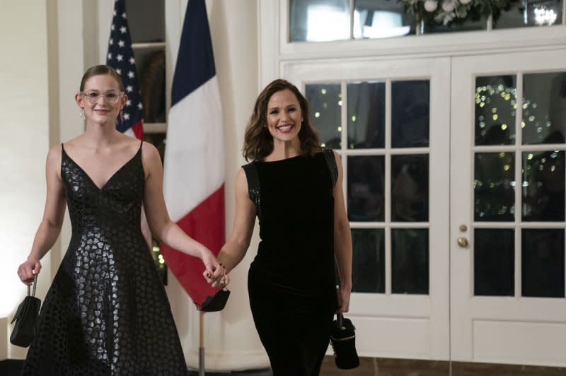 Jennifer Garner (R) and daughter Violet Affleck attend a White House State Dinner in 2022. File Photo by Sarah Silbiger/UPI