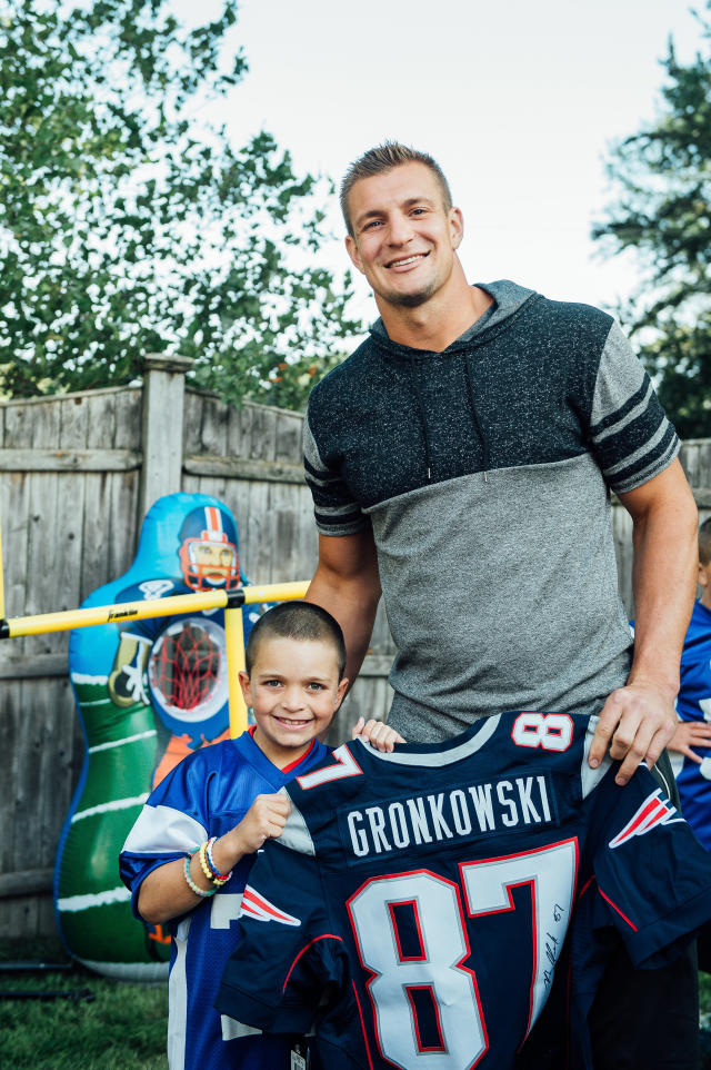 Gronk visits backyard football field of 'Make a Wish' child 