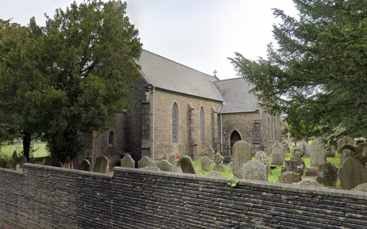 Church at Penllergaer, Swansea - Vicar introduces 15 minute 'micro-services' to attract busy worshippers back to church