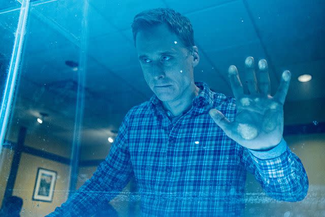 <p>James Dittinger/SYFY</p> Alan Tudyk on 'Resident Alien'