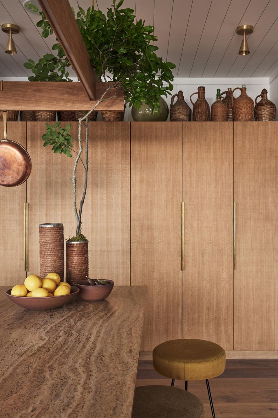 Sawn oak cabinets in kitchen