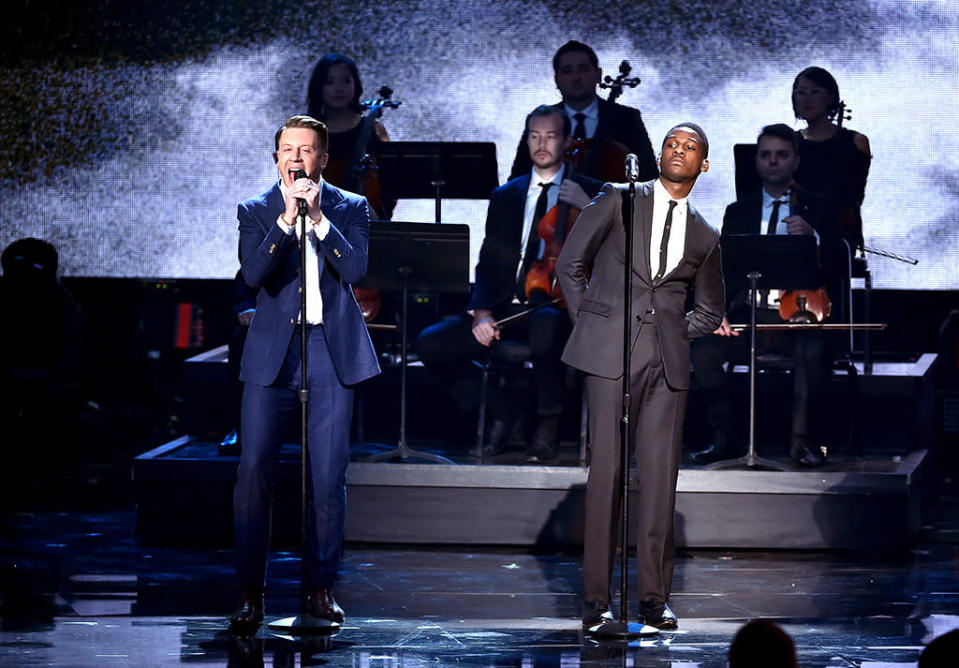 Macklemore and Leon Bridges perform onstage during the 2015 American Music Awards at Microsoft Theater on November 22, 2015 in Los Angeles.