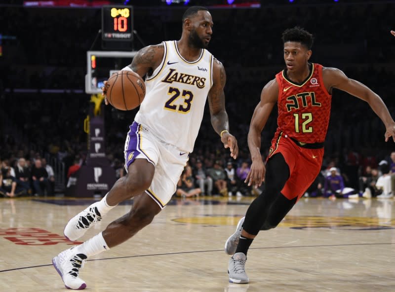 NBA: Atlanta Hawks at Los Angeles Lakers