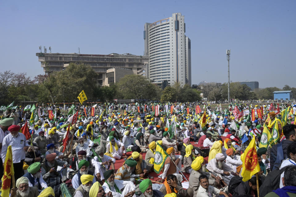 Indian farmers who have been protesting to demand guaranteed crop prices gather at Ramlila ground in New Delhi, India, Thursday, March 14, 2024. (AP Photo)