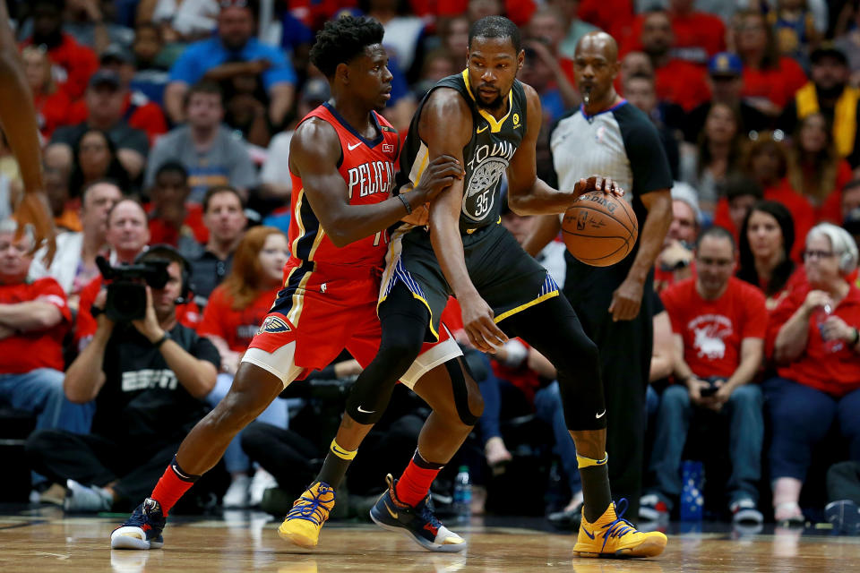 Kevin Durant dropped 38 points in Golden State’s 26-point dominant win over New Orleans in Game 4 on Sunday. (Getty Images)