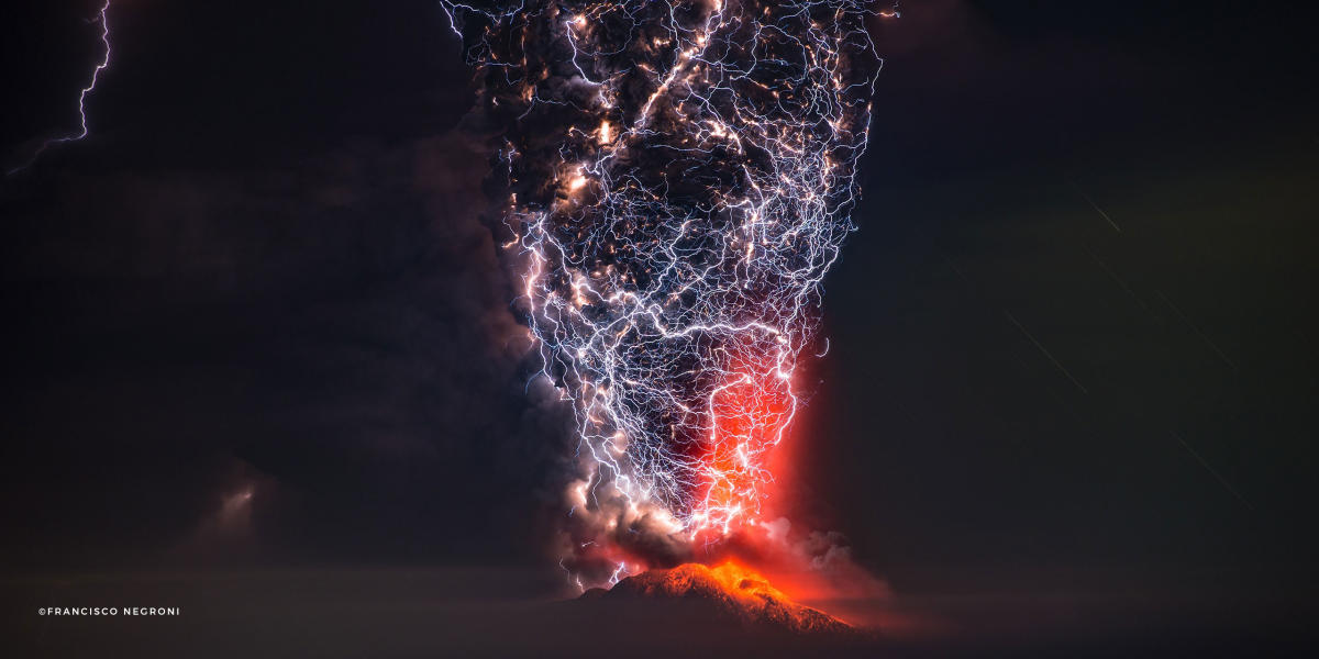 volcanic lightning 1920x1080