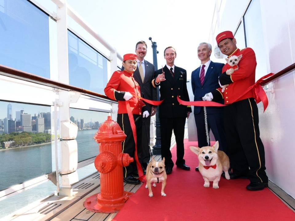 Cunard Line Queen Mary 2.