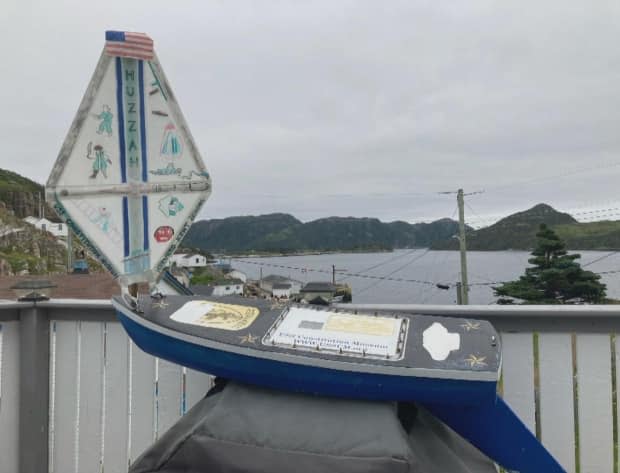 The HK Pride was built and launched by a Grade 4 science class in Boston, and made its way up to Newfoundland's south shore. (Gary Locke/CBC - image credit)