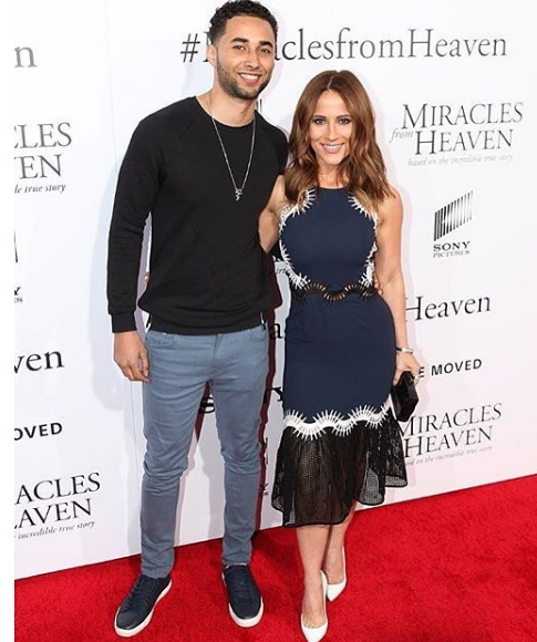 Jackie Guerrido y su hijo Kobe Núñez.