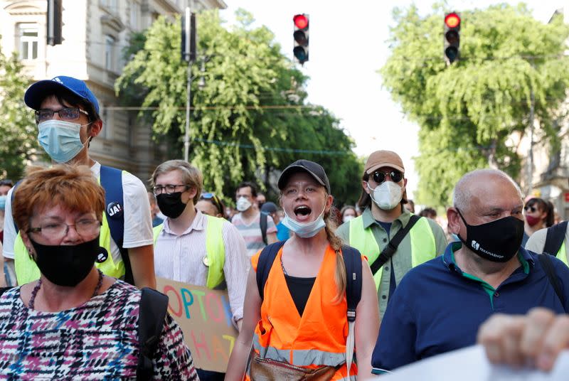 Protest against Chinese Fudan University campus in Budapest