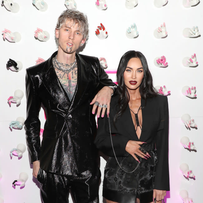 Machine Gun Kelly y Megan Fox en su última aparición pública credit:Bang Showbiz