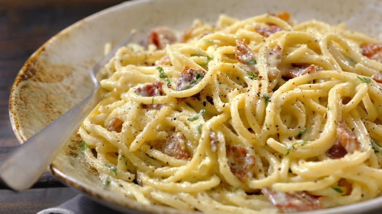 plate of spaghetti carbonara