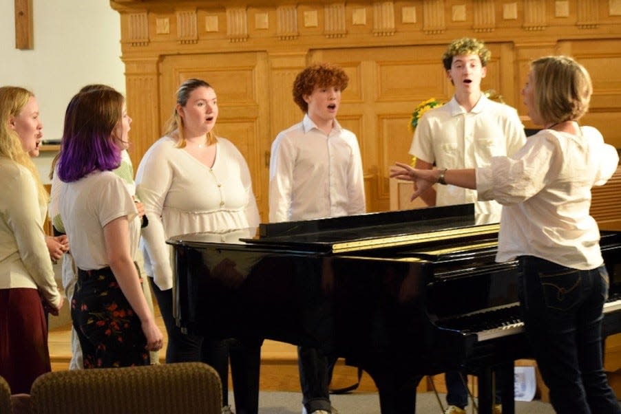 The Youth Opera Company of the Opera Company of Middlebury