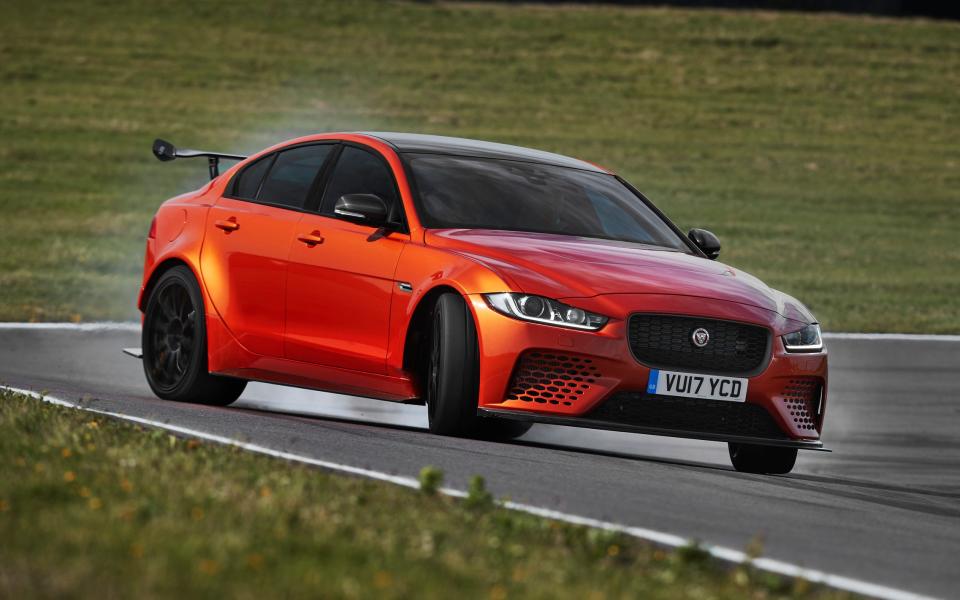 Jaguar XE SV Project 8 28/06/17