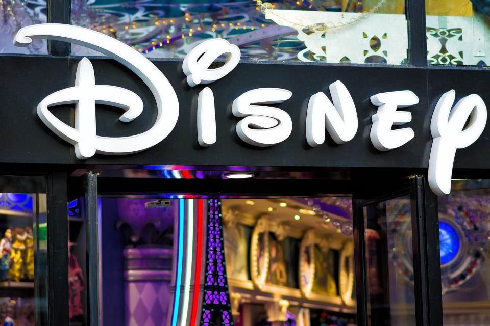 Una tienda Disney en los Campos Eliseos de París (Foto:Getty)