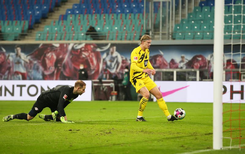 Bundesliga - RB Leipzig v Borussia Dortmund