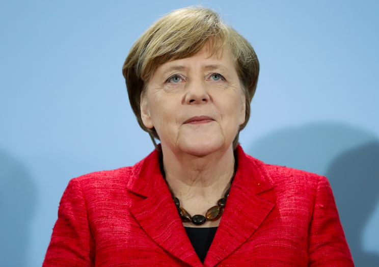 Angela Merkel's policy on refugees could eventually prove deeply divisive, according to Niklas Frank (Rex)