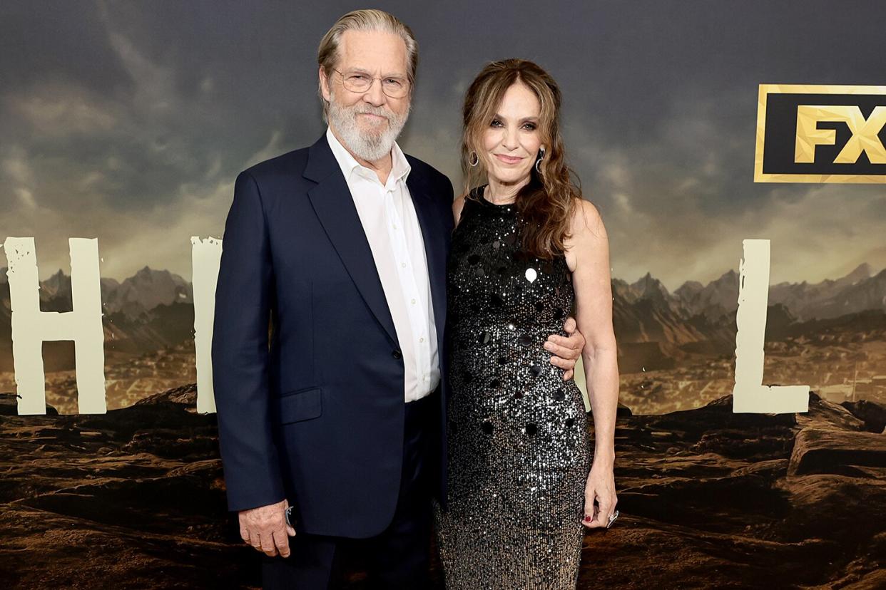 Jeff Bridges and Amy Brenneman attend The Old Man" Season 1 NYC Tastemaker Event