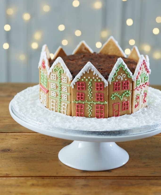 Gingerbread House Cake