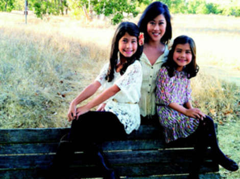 Kristi Yamaguchi has gone from Olympic skater to supportive skater-mom.