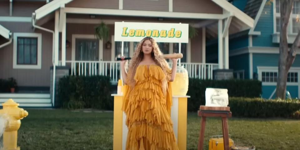 Buzz generated by Beyoncé’s Verizon spot sent members of her ever-loyal #Beyhive fanbase into a tizzy. Verizon