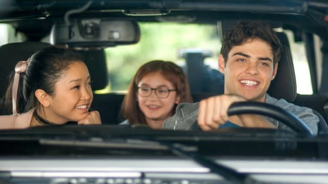 Director Susan Johnson reveals secrets to ET behind Netflix's surprising hit teen romance starring Lana Condor and Noah Centineo.