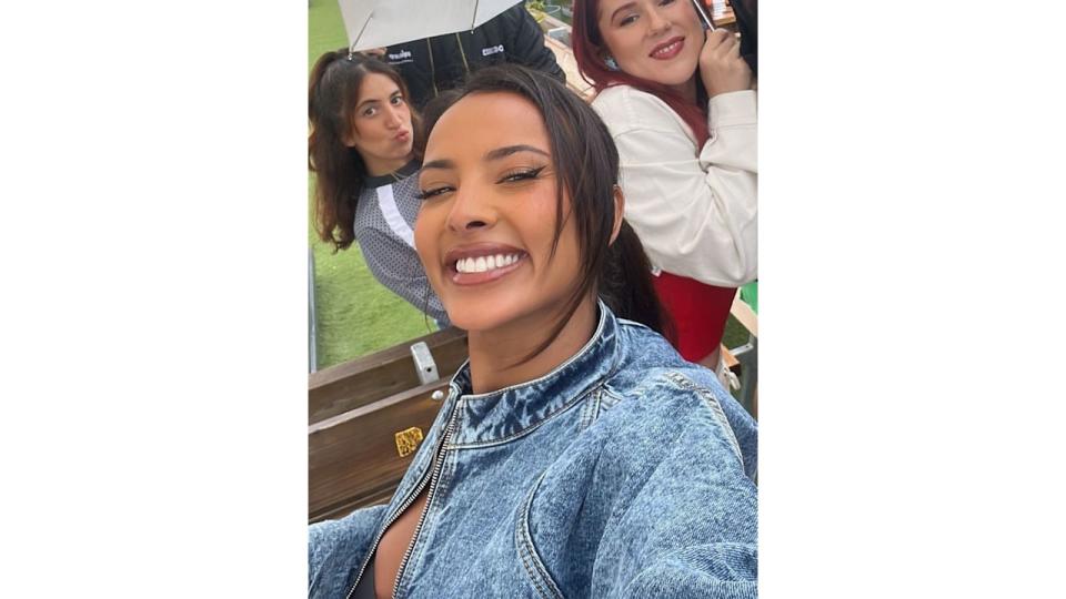 Maya Jama takes a selfie with her friends 