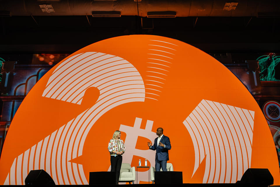 NASHVILLE, TENNESSEE - JULY 26: US Senator Cynthia Lummis (R-WY) and US Senator Tim Scott (R-SC) speak together on stage at Music City Center July 26, 2024 in Nashville, Tennessee. The conference, which is aimed at bitcoin enthusiasts, features multiple vendor and entertainment spaces and seminars by celebrities and politicians. (Photo by Jon Cherry/Getty Images)