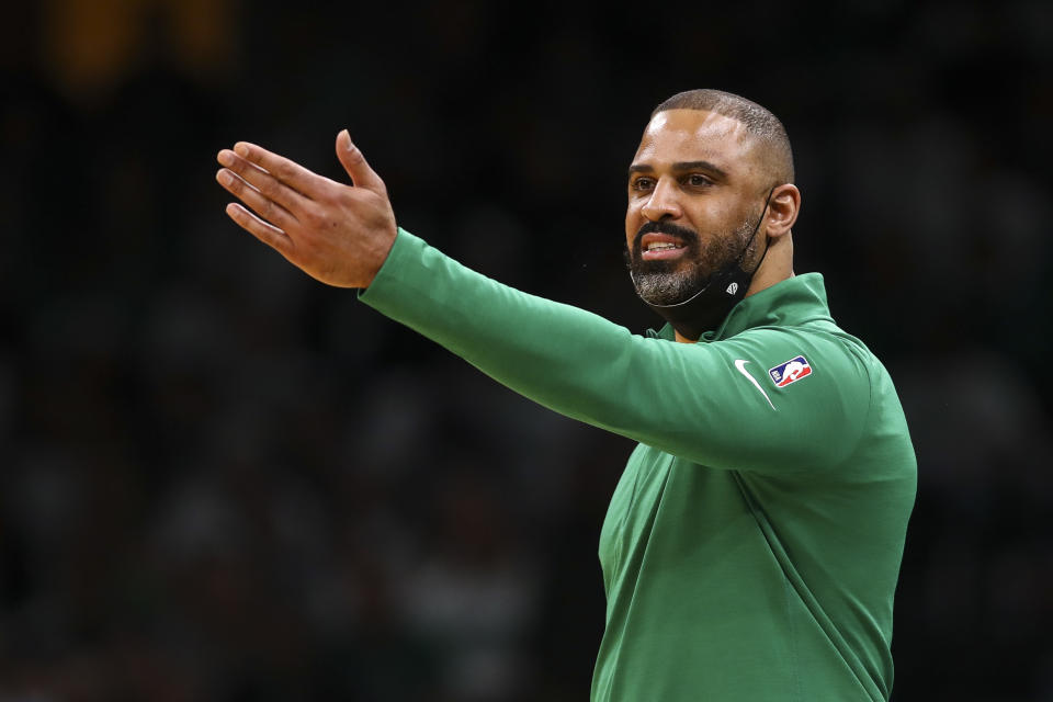 Nos Celtics, Ime Udoka está em sua primeira experiência como técnico principal (Foto: Adam Glanzman/Getty Images)