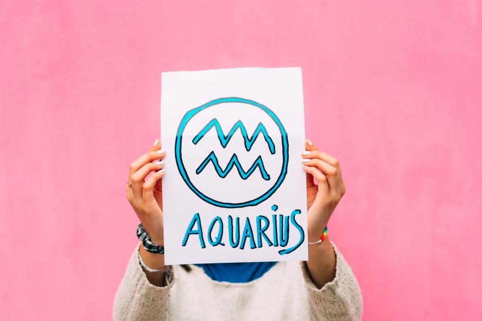 Age of Aquarius: 7 Dating Tips for Conquering The Heart of This Quirky Air Sign