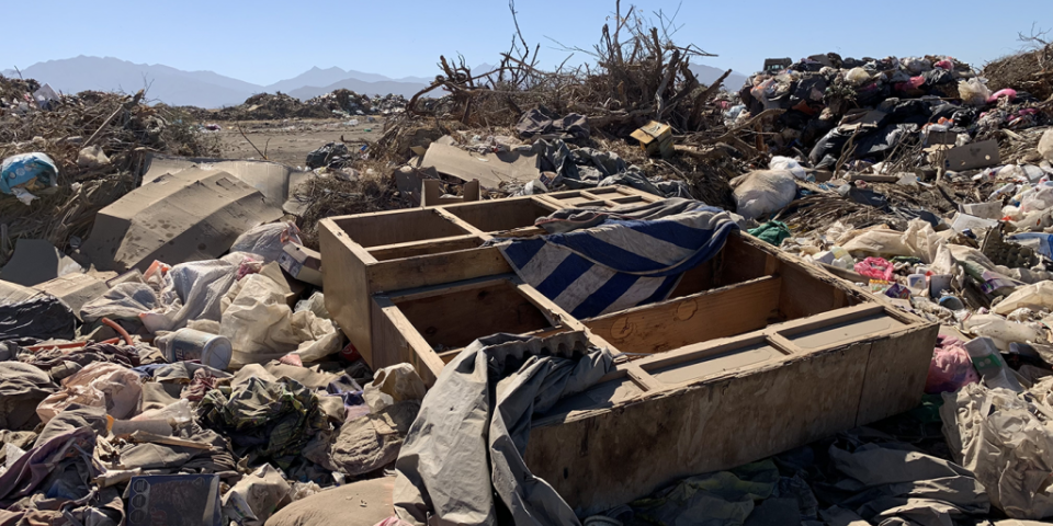 <span>Tiradero a cielo abierto en Todos Santos, Baja California Sur. (Foto: Verónica Santamaría)</span>