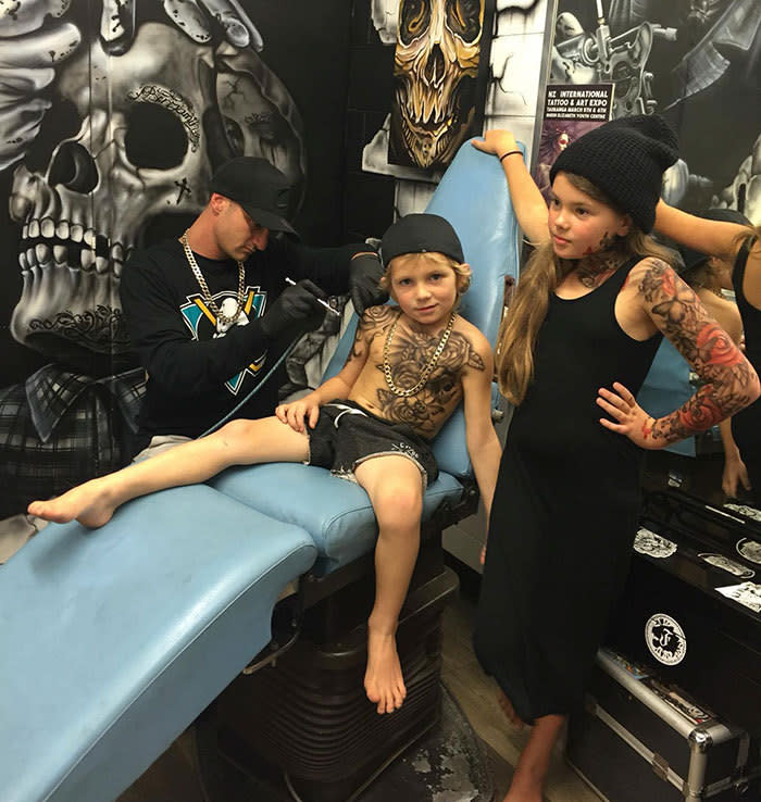 Tattoo artist gives sick kids awesome airbrushed tattoos