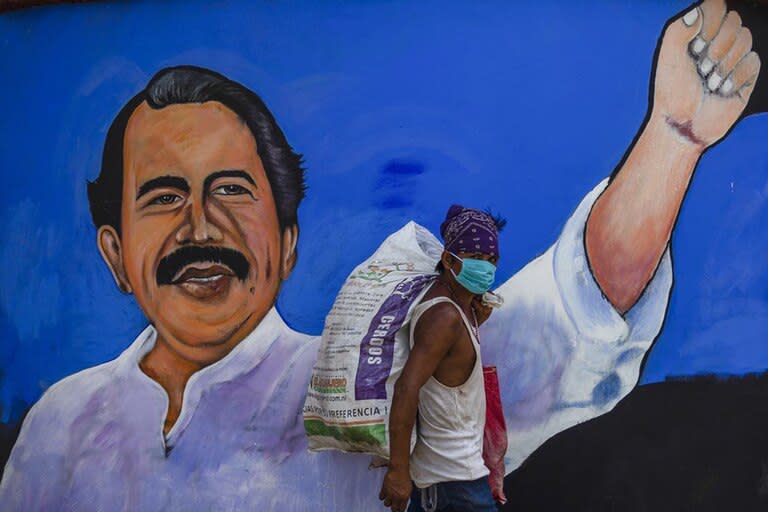 El presidente de Nicaragua, Daniel Ortega, su familia y socios cercanos han obtenido la propiedad o la gestión administrativa de al menos una docena de canales de televisión, estaciones de radio y sitios de noticias en línea