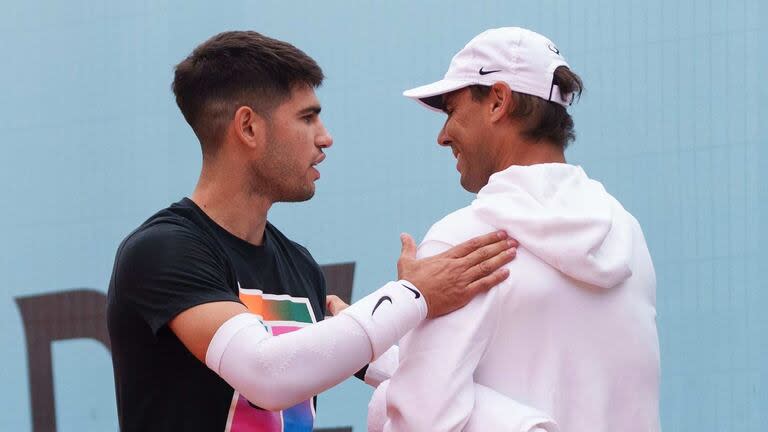 Un encuentro entre Carlos Alcaraz y Rafa Nadal durante el Masters 1000 de Madrid