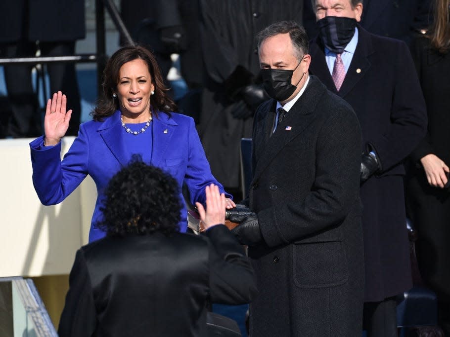 kamala harris swearing in oath of office