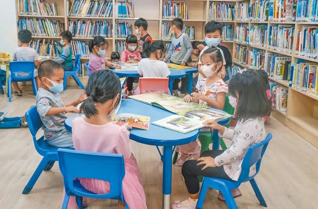 新竹縣準公幼已有50家，讓縣長楊文科兌現「新增50班幼兒園」的政見。（羅浚濱攝）