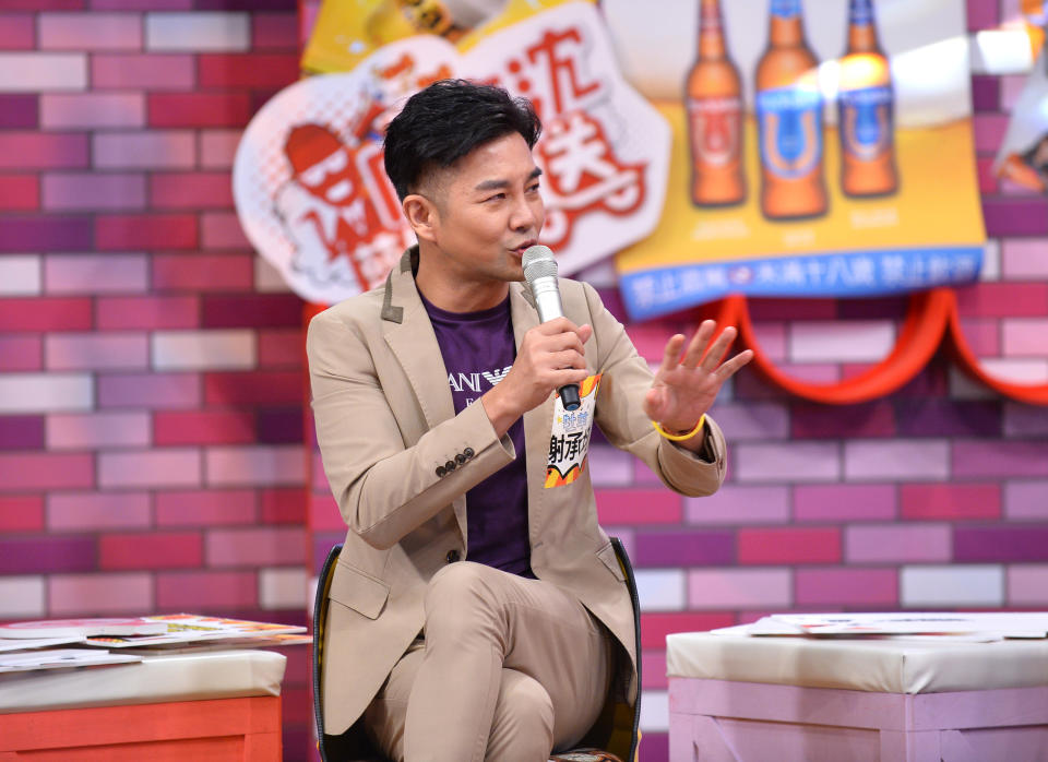 《11點熱吵店》謝承均、周宜霈（大牙）。（圖／TVBS）