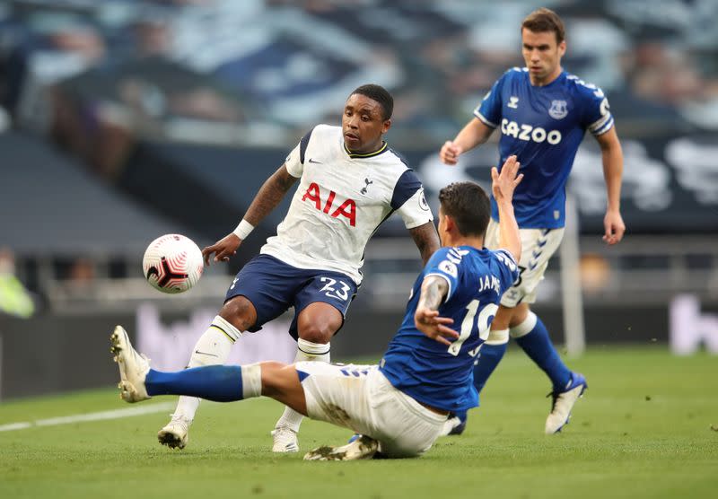 Premier League - Tottenham Hotspur v Everton