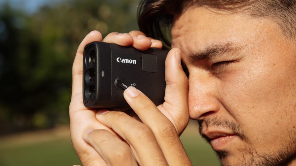  Canon PowerShot Golf. 