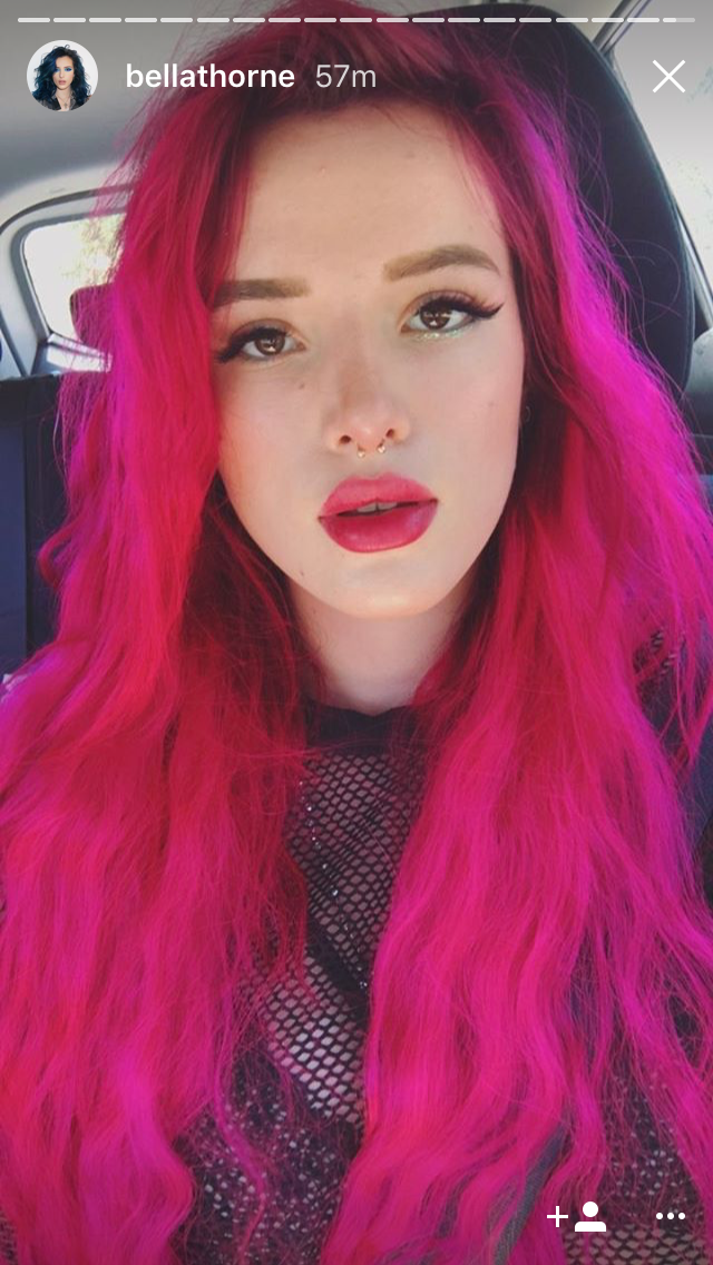 Image of Bella Thorne with pink hair